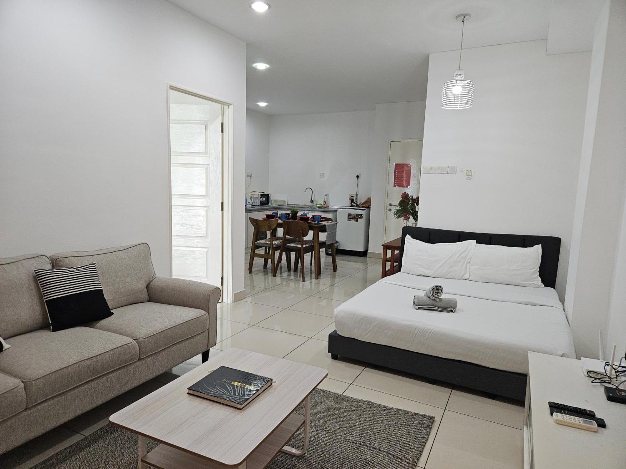 Mansion One29-09 George Town