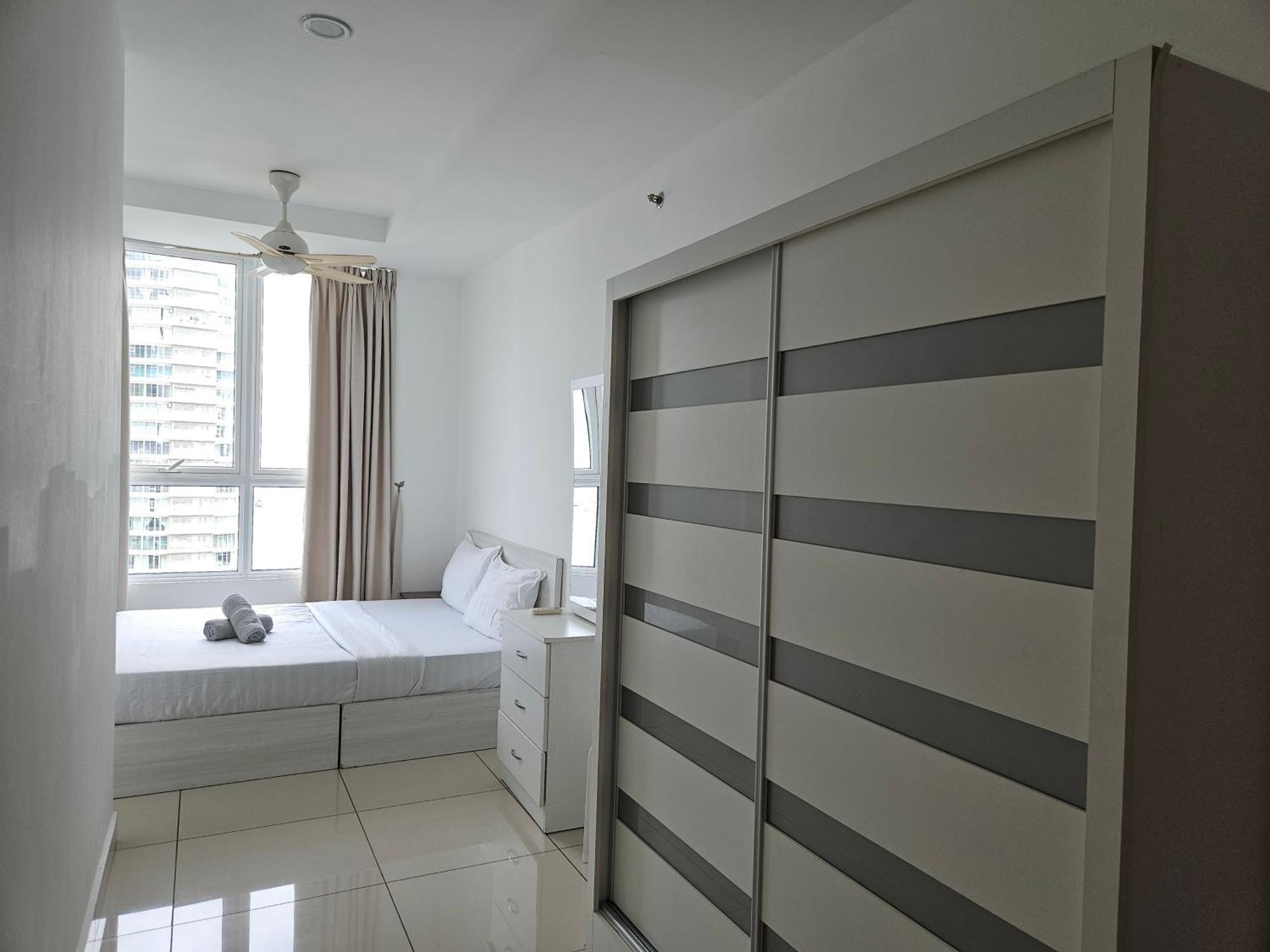 Apartment Mansion One29-09 George Town